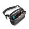 Bolso Urbano Sling Minimalista Tomtoc para iPad 11" Negro