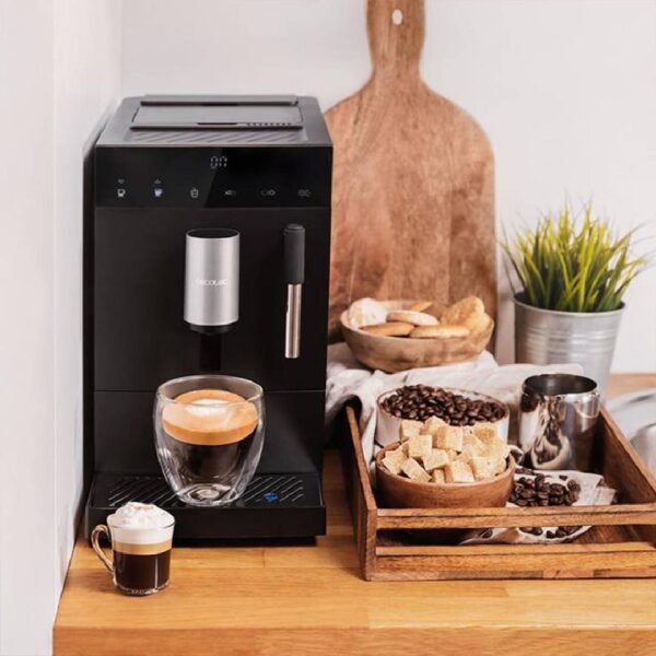 Cafetera Cecotec Cremmaet Compact Steam, 19 bar, 1350W - Imagen 4