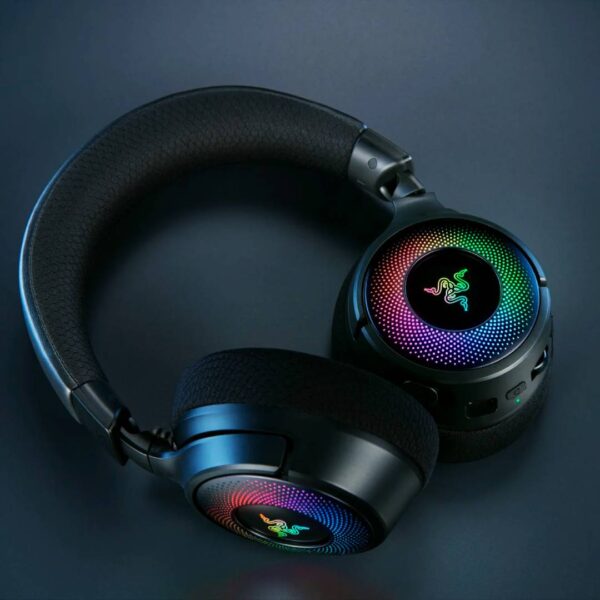 Audifonos Razer Kraken V4 THX TriForce Titanium Chroma RGB - Imagen 4